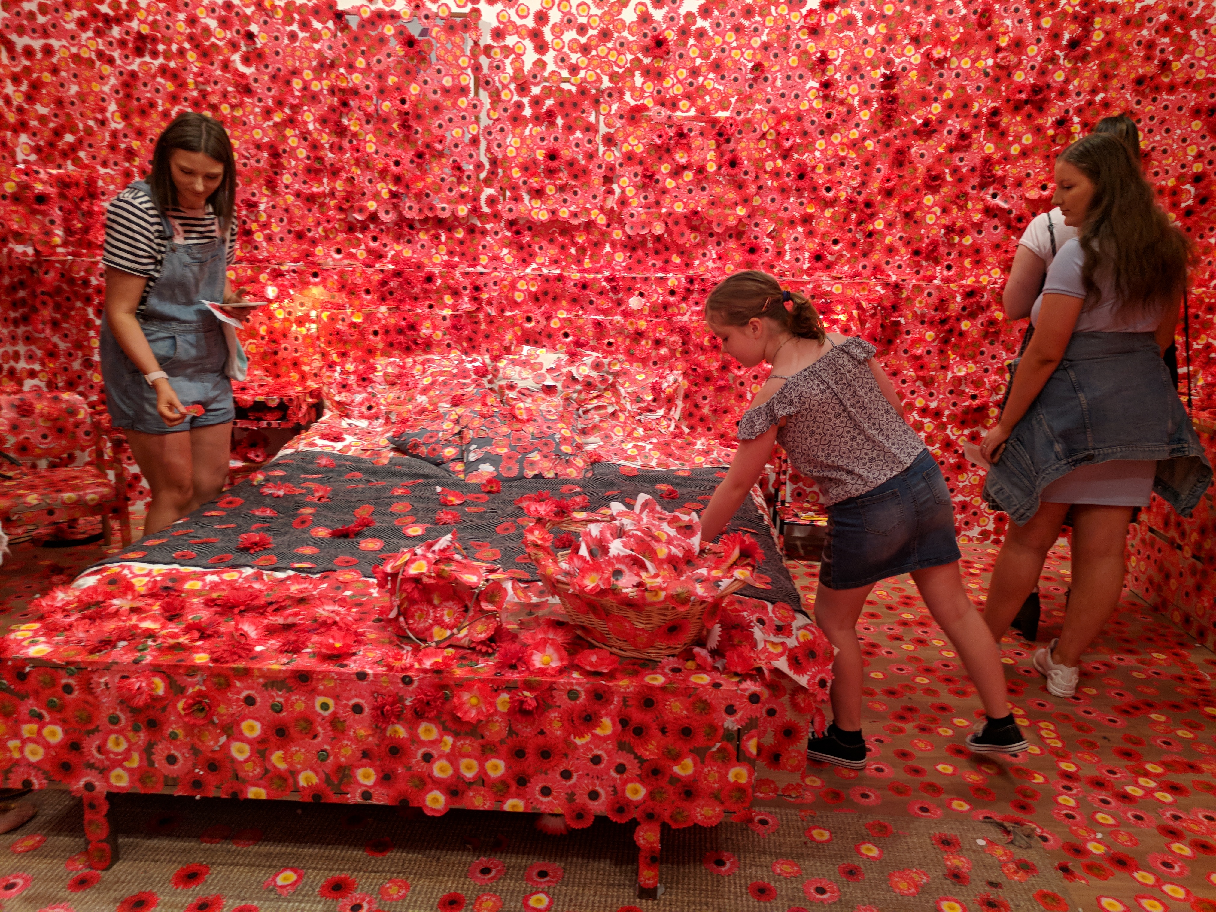 204--in YAYOI KUSAMA FLOWER OBSESSION exhibit we got to add a flower to the masterpiece